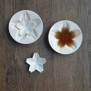 Japanese ceramic cherry blossom seasoning dish set, creative cute sauce plate for kitchen table.