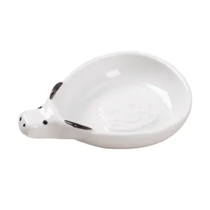 Japanese cute ceramic cow shaped dipping dish cartoon small soy sauce plate for sushi