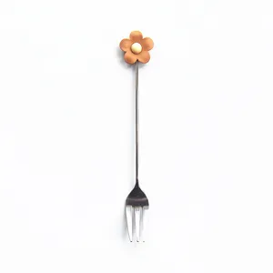 Stainless steel fruit fork cute flower handle dessert fork portable cake pastry fork.