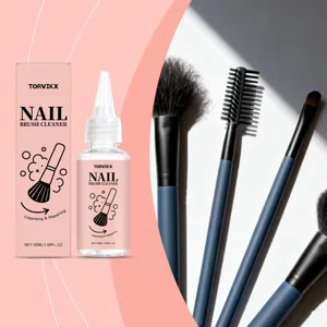 Détail du nettoyant pour pinceaux de maquillage TORVIKX 50 ml avec plusieurs pinceaux