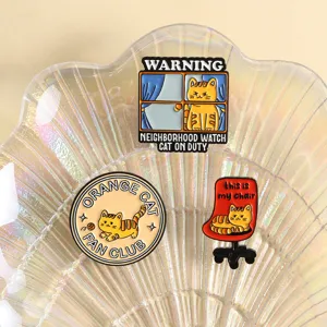 Leuke oranje kat emaille speld set grappige dieren quote metalen badges rugzak decoratie