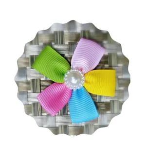 Bunter Ripsband-Blumenhaarschmuck mit Perle für DIY-Haarspangen und Bastelarbeiten