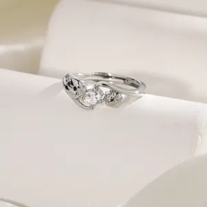 Elegant silver puppy ring with sparkling clear zircon and cute paw print design for women