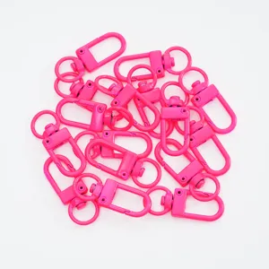 Mousquetons en metal rose fluorescent vif pour bricolage artisanat sacs et cles.