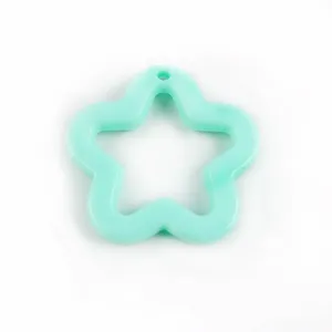 Mintgroene acryl holle ster hanger DIY sieraden maken accessoire bedel voor knutselen.