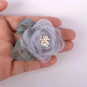 Grijze organza stof bloem DIY accessoire, 3D mesh bloem broche en haarspeld materiaal.