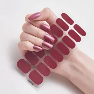 Pegatinas de uñas efecto metálico full wrap set de 16 piezas en oro rosa mauve.