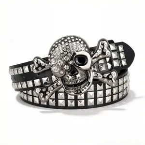 Ceinture crâne strass punk avec clous pyramide, style streetwear gothique rétro Y2K cuir.