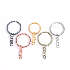 Anneaux de porte-clés en métal avec chaîne courte accessoires DIY multicolores