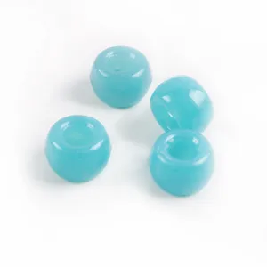 Perles poney acrylique bleu grand trou baril pour colliers et chaînes de téléphone détails