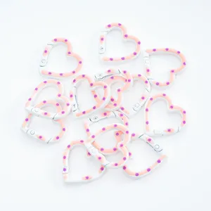 Hartvormige veerringen, kleurrijke druppelolie sleutelhangers, DIY tas hardware sieraden accessoires.