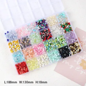 Kit di perline di vetro colorate in scatola per la creazione di braccialetti e gioielli fai da te.