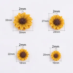 Gelbe Sonnenblumen-Anhänger aus Harz in verschiedenen Größen für DIY-Schmuckherstellung