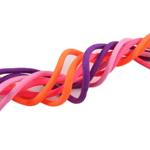Nahaufnahme bunter 5mm 7-adriger Paracord-Schnur für DIY-Armbänder
