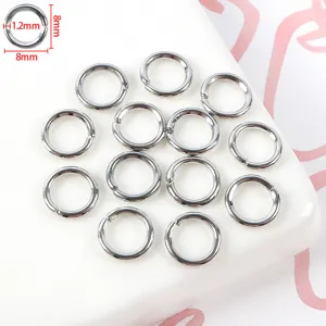 Anillas abiertas de metal plateado detalle, grosor 1.2mm diámetro 8mm para hacer bisutería DIY.