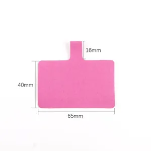 Vista detallada de la pestaña de fijación del teléfono rosa con dimensiones precisas y diseño limpio.