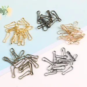 Vue détaillée de clips de calebasse en métal aux finitions variées pour bijoux DIY