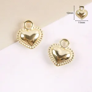 Pendentifs coeur dorés pour la fabrication de bijoux DIY, charmants cœurs pour boucles d'oreilles.