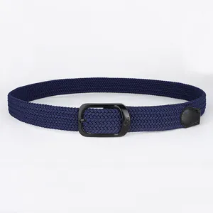 Klassischer marineblauer gewebter elastischer Leinengürtel mit schwarzer Metallschnalle