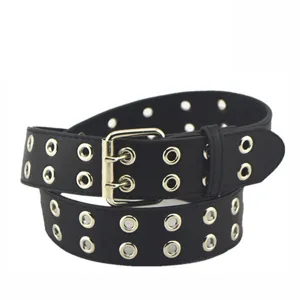Ceinture en cuir noir style punk avec œillets doubles et boucle en métal pour tous.