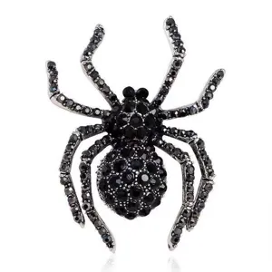 Gothic-Spinne-Brosche mit facettierten schwarzen Strasssteinen in silberfarbener Legierung