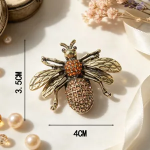 Broche de abeja insecto vintage con diamantes de imitación naranjas y claras medidas