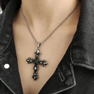 Vintage Gothic Cross Pendant Necklace For Men Antique Silver Alloy Fleur De Lis Flower Pattern Punk Jewelry Accessory