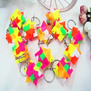 Vibrant multi-color 2.5cm 3D star puzzle keychains for kids intellectual building toy gifts