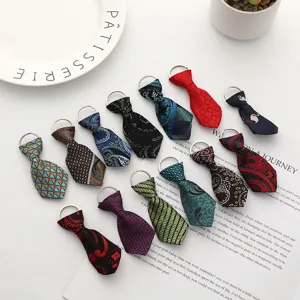 Portachiavi Mini Cravatta in Seta Tessuto Satin Motivo Anello Chiave Creativo Pendaglio Borsa Regalo Stili Misti Accessori Moda