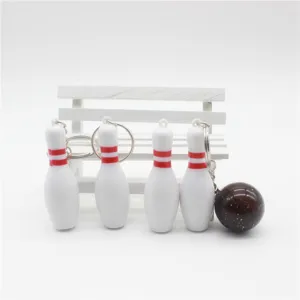 Creatieve Simulatie Bowling Pin Sleutelhanger Sport Thema ABS Kunststof Mini Bal Hanger Sleutelring Voor Rugzak Tas Decoratie Cadeau