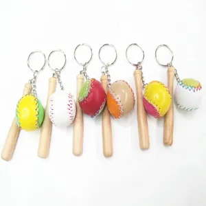 Portachiavi colorati con palla e mazza da baseball per borse.