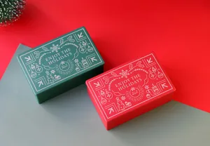 Boîte cadeau en métal de Noël boîte en fer blanc rectangulaire pour biscuits bonbons.