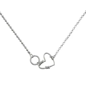 Asymmetrische Kugelkette mit hohlem Herzanhänger und Kreis aus Thai-Silber, modisch chic