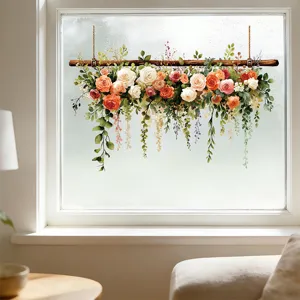 Vue détaillée d'un sticker de fenêtre avec vigne florale colorée sur une vitre claire