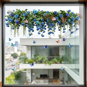 Levendige blauwe rozen en vlinders decoratieve elektrostatische raamstickers voor glas.