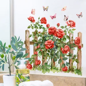 Muursticker tuinhek rode rozen met vlinderaccenten