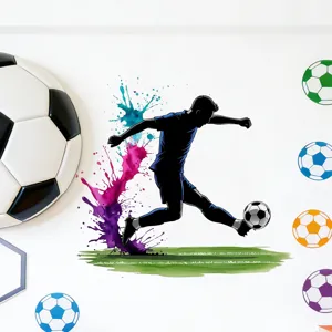 Λεπτομέρεια δυναμικού αυτοκόλλητου τοίχου ποδοσφαιριστή με έντονα εφέ ακουαρέλας