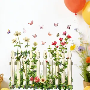 Detail van de zelfklevende waterdichte hek bloemen en vlinders muursticker decoratie
