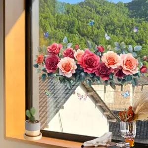 Detaillierte Ansicht von Rosen- und Schmetterlings-Fensteraufklebern auf Sonnenglas