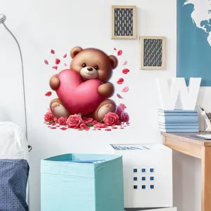 Detail van schattige teddybeer met roze hart muursticker voor Valentijnsdag decoratie