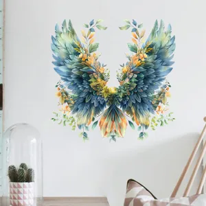 Splendido adesivo murale ali di piume ad acquerello con dettagli floreali su muro bianco.