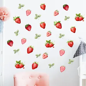 Gedetailleerd zicht op realistische aardbei muurstickers op een witte achtergrond