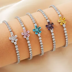 Women Korean Style Copper Zirconia Flower Tennis Bracelet AAA Full Zirconia Flower Star Chain Bracelet Jewelry Gift
