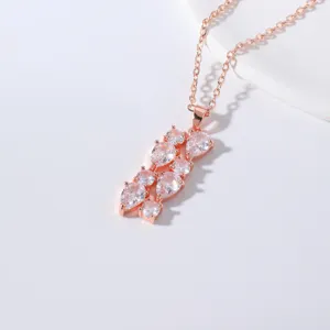 Luxus Kupfer Zirkonia Tränentropfen Anhänger Halskette Elegante Mode Kristall Schmuck Geschenk Für Damen