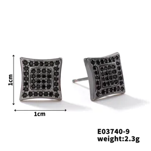 Minimalistische schwarze quadratische Zirkonia Ohrstecker, moderne geometrische Kupferschmuck.