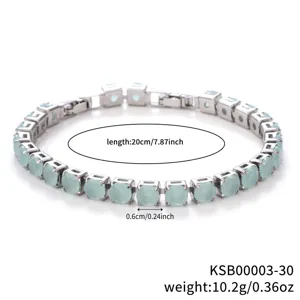 Detailed view of the colorful zircon round bracelet, highlighting fine craftsmanship and extension.