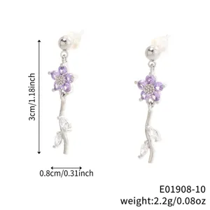 Lila Zirkon Blumen und Blatt Ohrhänger mit Maßangaben und Gewichtsangaben-Details.