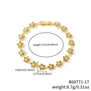 Schema dettagliato delle dimensioni del bracciale a stella dorato con zirconi.