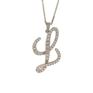 Elegante collana in argento con ciondolo lettera L corsiva e pavé di zirconi bianchi