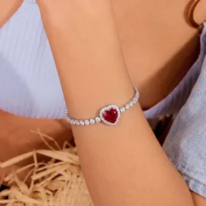 Europäisch Amerikanisches Luxus Kupfer Eingelegtes Zirkonia Herz Tennis Armband Für Damen Funkelnder Voll Diamant Schmuck Geschenk